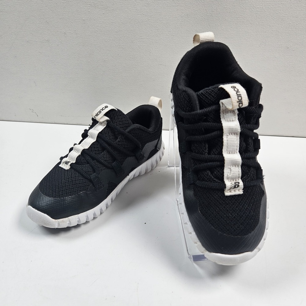 New Balance ITPGRVLK Sneakers Kids Size 9 Black‎ White Athletic Running Shoes